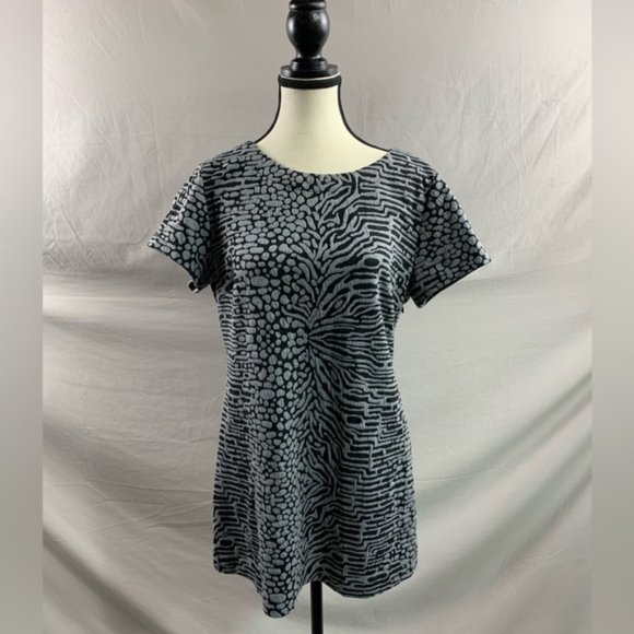 Black And Gray Animal Print Top - Picture 1 of 6